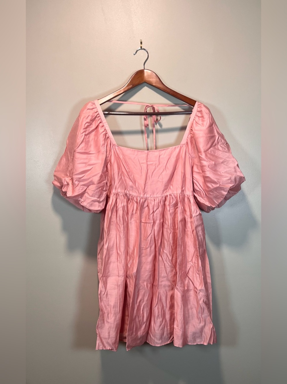 Antonio Melani Baby dollPink Puff-Sleeve Square Neck Women's Top
size 3